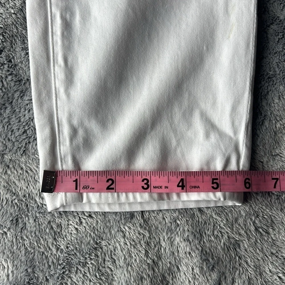 AG The Stevie Ankle in White Size 31R